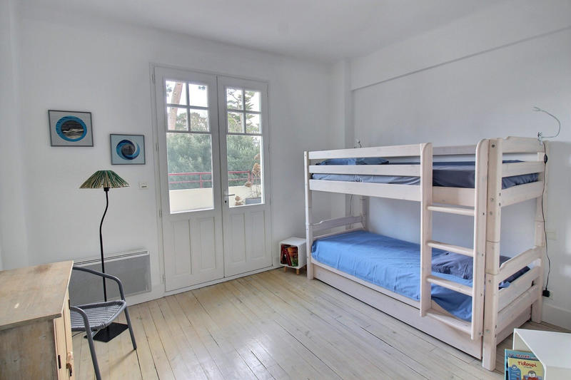 Appartement - 204 m² - 8 pièces