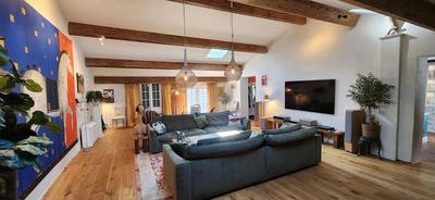 Maison traditionnelle - 177 m² - 7 pièces