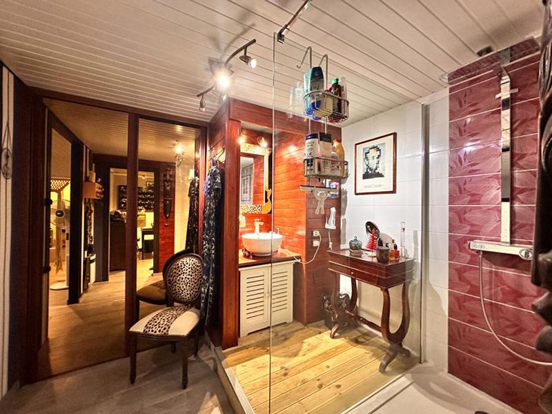 Maison - 95 m² - 5 pièces