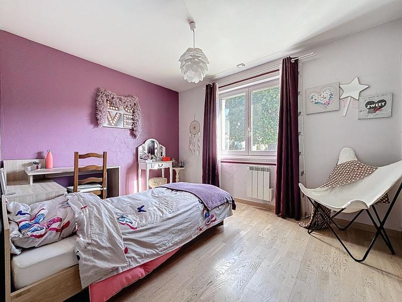 Maison - 230 m² - 5 pièces