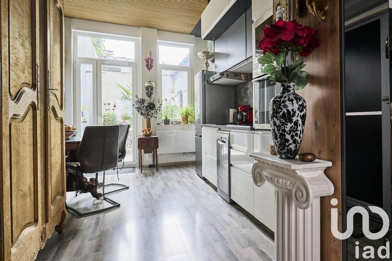 Studio - 30 m² - 1 pièce