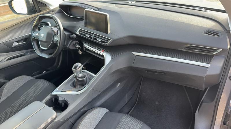 Peugeot 3008 1.5 BlueHDi 130 Active Business