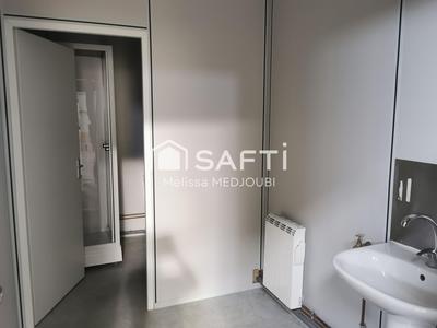 Bureau - 220 m² - 1 pièce