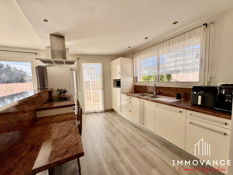 Maison - 138 m² - 5 pièces