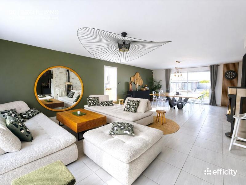 Maison - 200 m² - 7 pièces