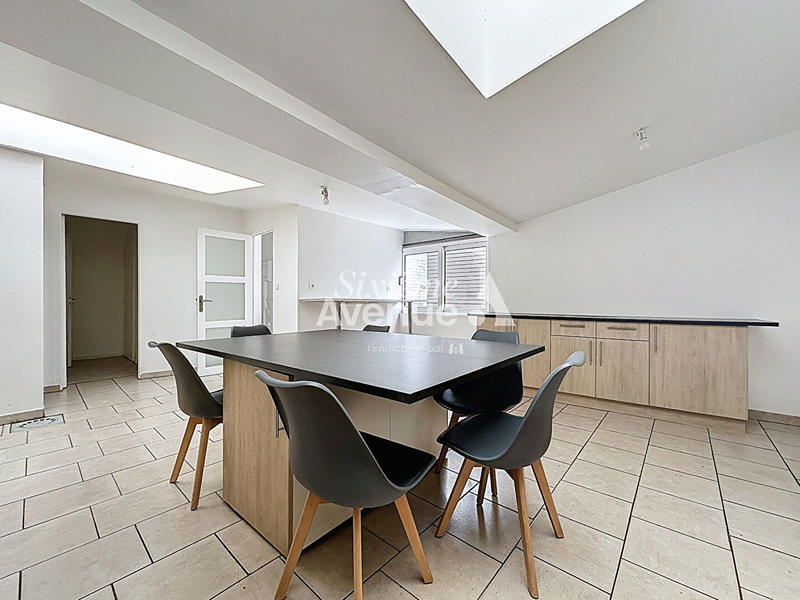 Maison - 165 m² - 5 pièces