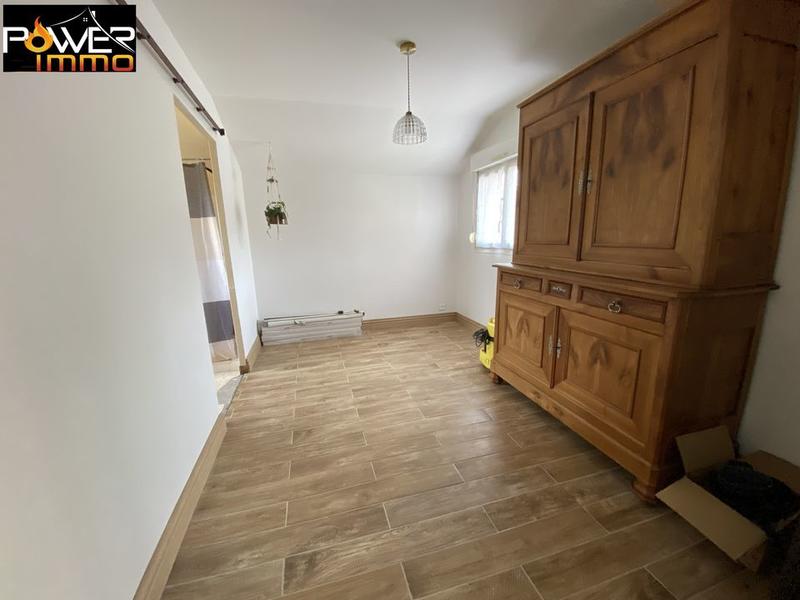 Château - 80 m² - 4 pièces