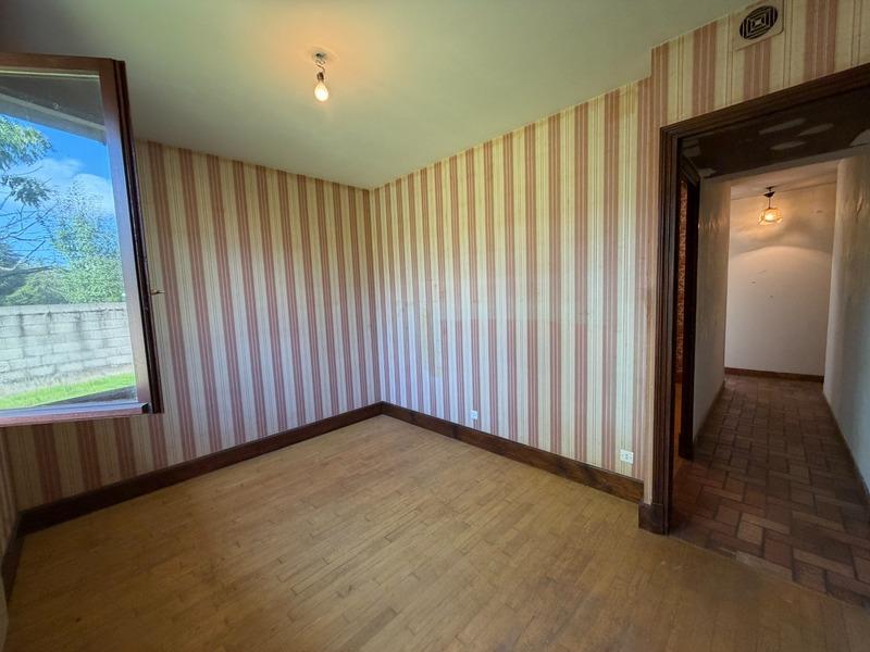 Maison - 136 m² - 6 pièces