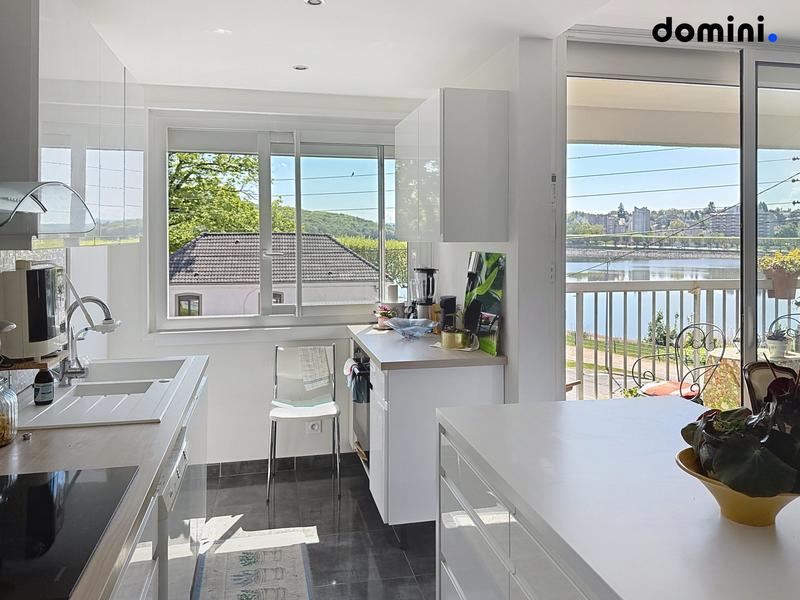 Appartement - 79 m² - 4 pièces