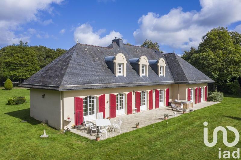 Maison - 321 m² - 10 pièces