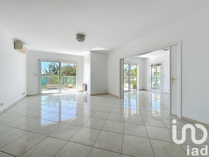 Appartement - 100 m² - 3 pièces