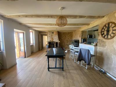 Maison - 105 m² - 4 pièces