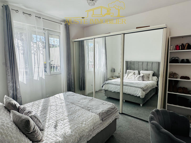 Maison - 110 m² - 5 pièces