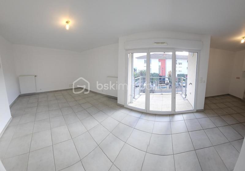 Appartement - 60 m² - 3 pièces