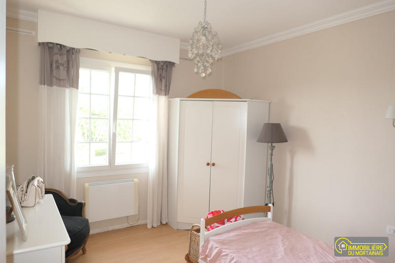 Maison - 171 m² - 7 pièces