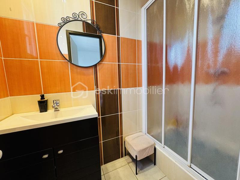 Appartement - 165 m² - 6 pièces