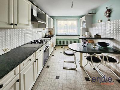 Maison - 160 m² - 5 pièces