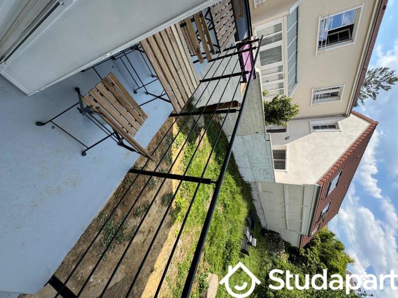 Chambre - 9 m² - 1 pièce