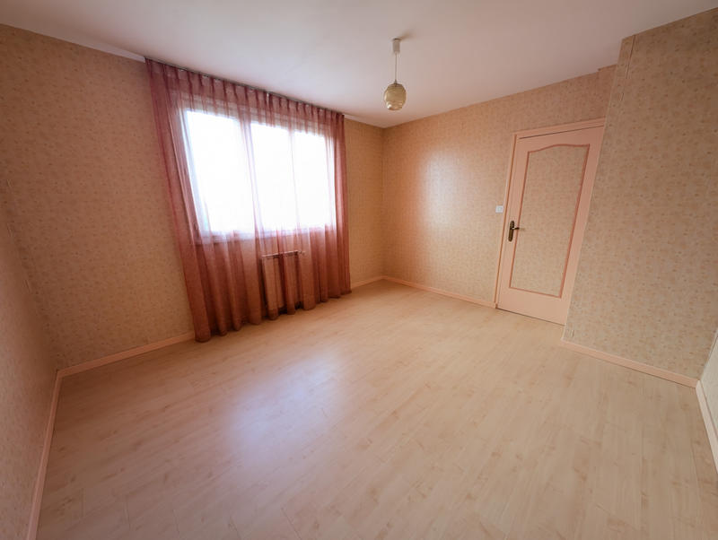 Maison - 153 m² - 7 pièces