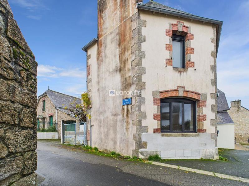 Maison - 122 m² - 5 pièces