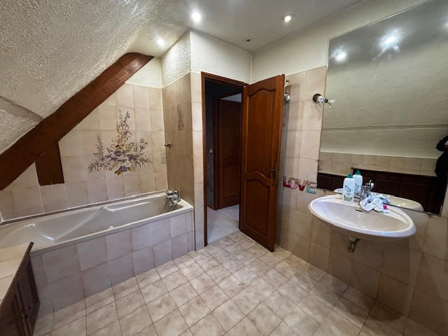 Propriété - 124 m² - 5 pièces