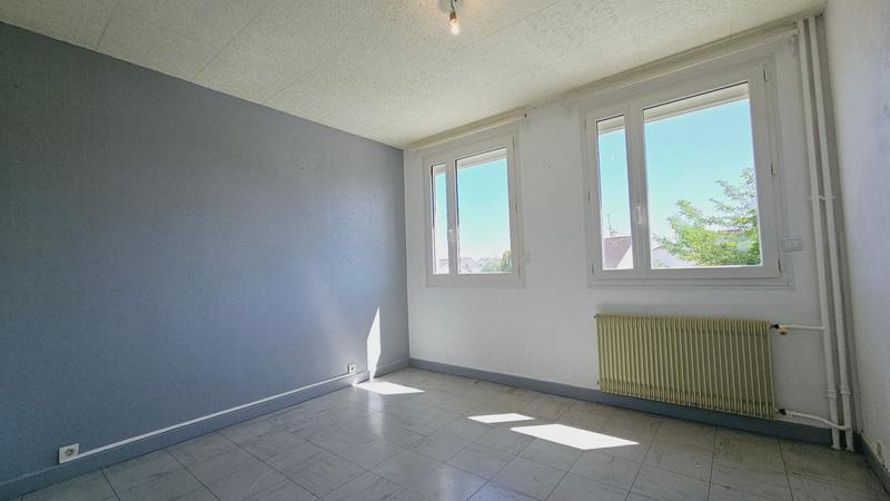 Appartement - 86 m² - 4 pièces