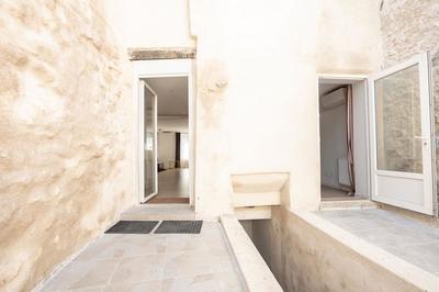 Maison - 212 m² - 8 pièces