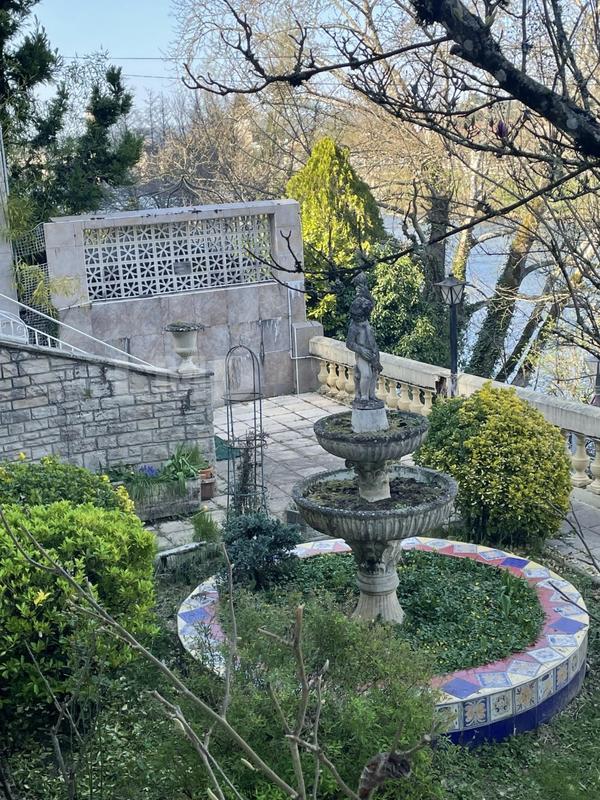 Maison bourgeoise - 340 m² - 12 pièces