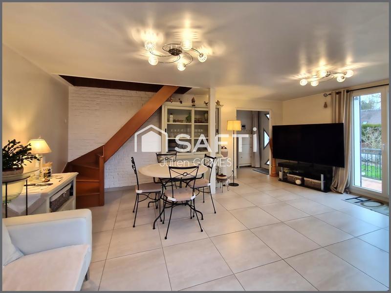 Maison - 90 m² - 4 pièces