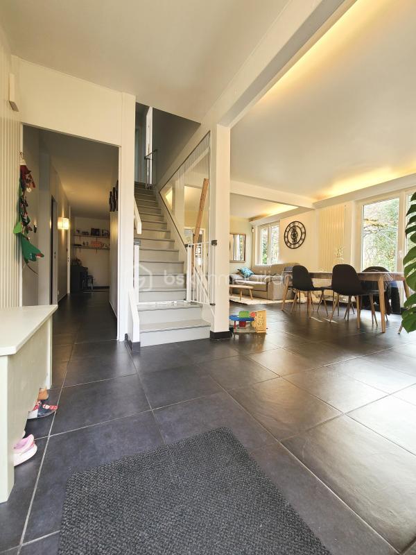 Pavillon - 131 m² - 7 pièces