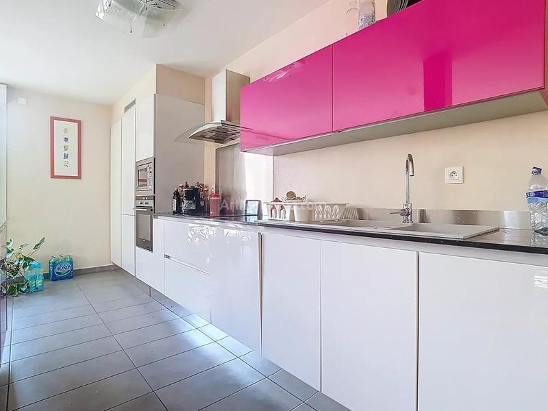 Maison - 96 m² - 4 pièces