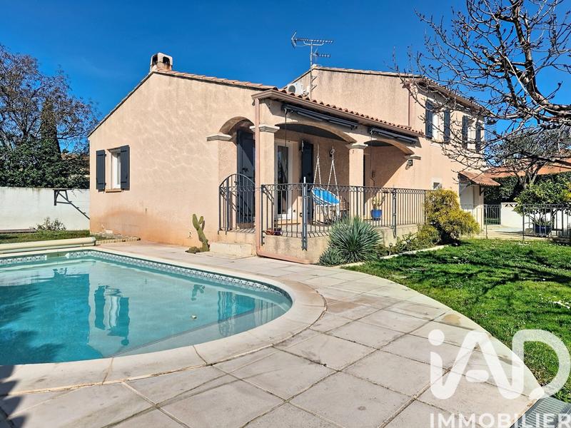 Maison - 110 m² - 4 pièces