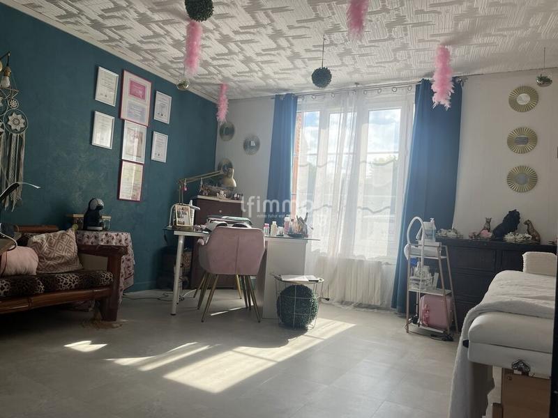 Maison - 164 m² - 8 pièces