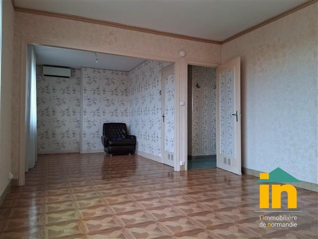 Maison de ville - 75 m² - 4 pièces