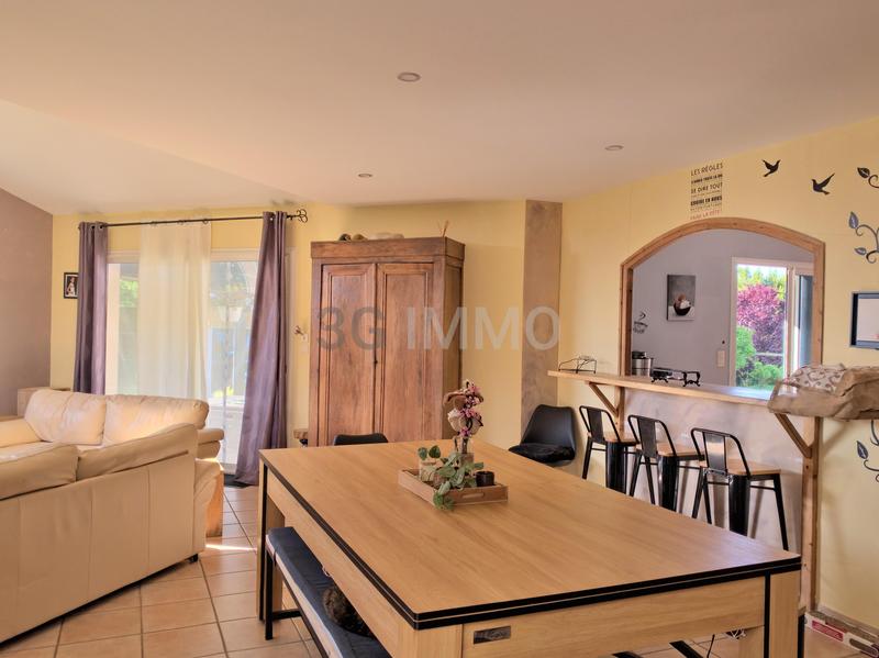 Maison contemporaine - 204 m² - 9 pièces