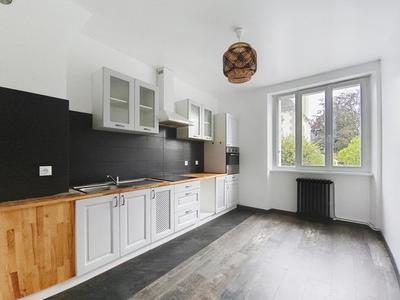 Maison de ville - 85 m² - 4 pièces