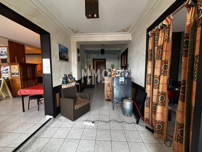 Immeuble - 650 m² - 19 pièces