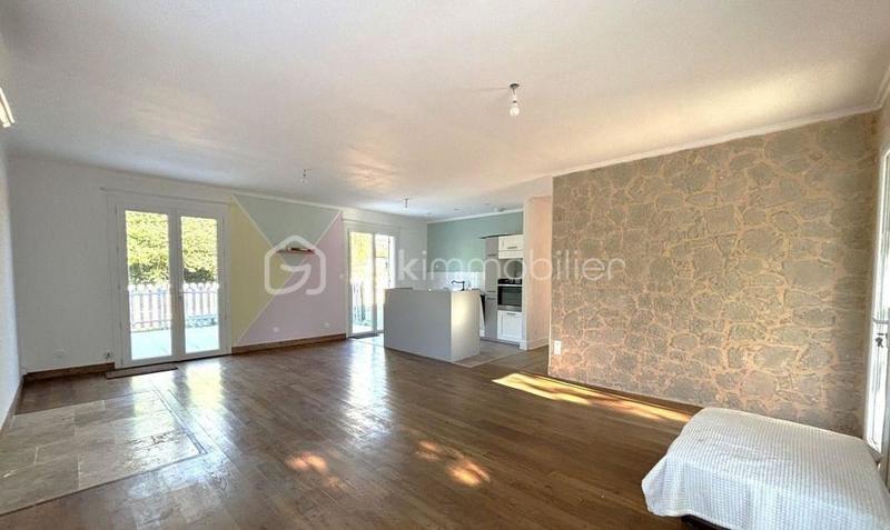 Maison - 106 m² - 4 pièces