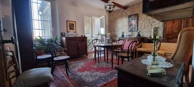 Maison de village - 190 m² - 6 pièces