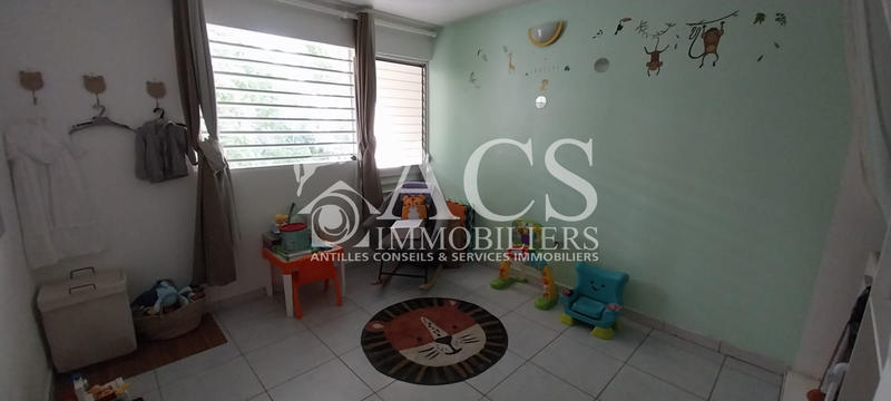 Appartement - 107 m² - 4 pièces