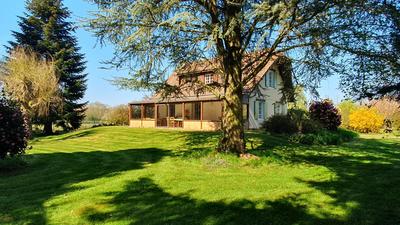 Maison - 168 m² - 7 pièces