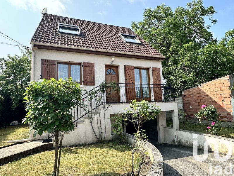 Maison - 75 m² - 5 pièces