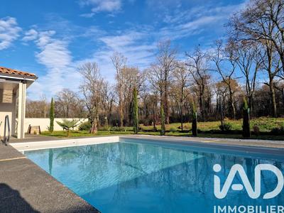 Maison - 128 m² - 5 pièces