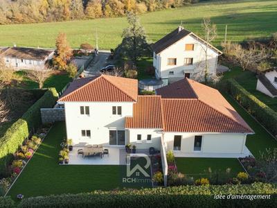 Maison - 97 m² - 4 pièces