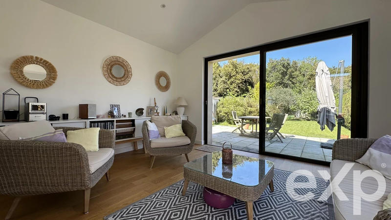 Maison - 190 m² - 7 pièces