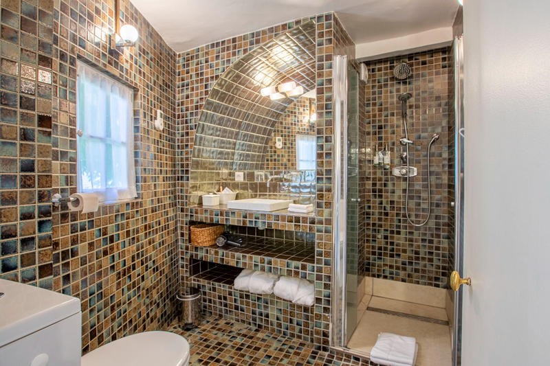 Maison - 392 m² - 16 pièces