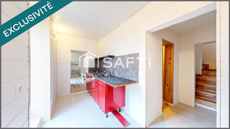 Maison - 311 m² - 10 pièces