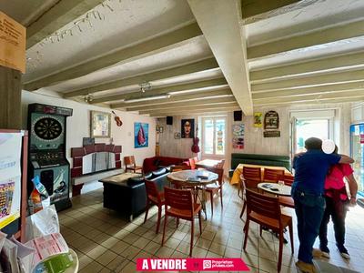 Maison - 170 m² - 6 pièces