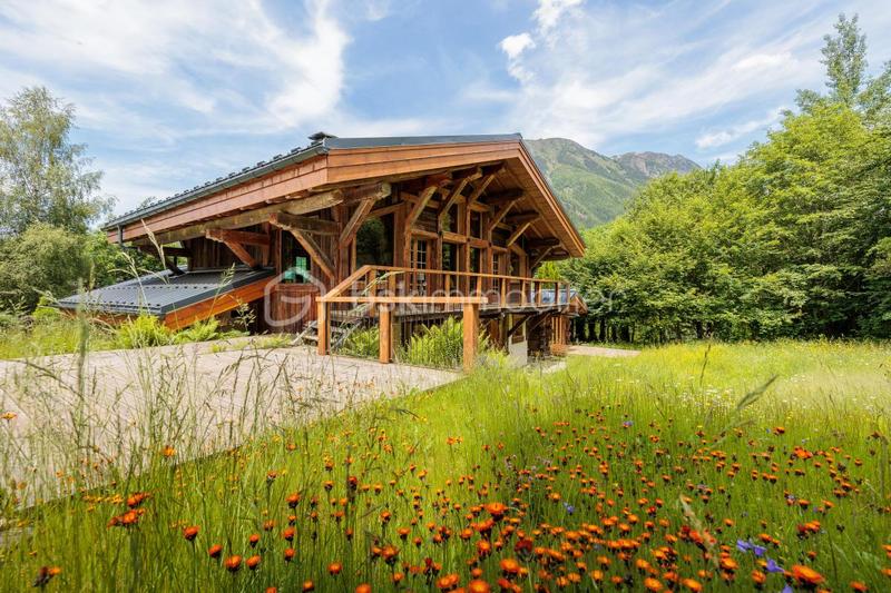 Châlet - 164 m² - 5 pièces