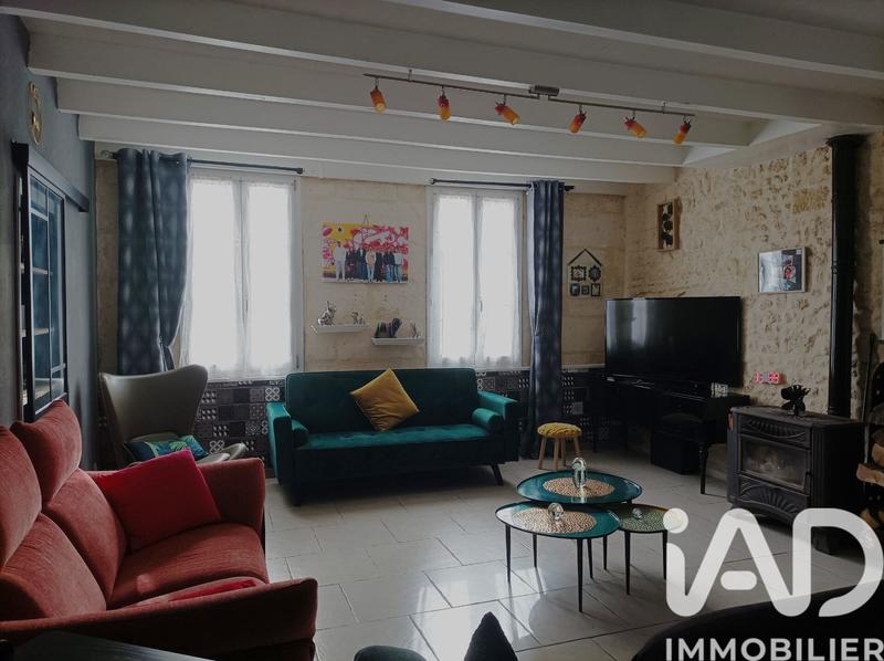 Maison de village - 234 m² - 10 pièces